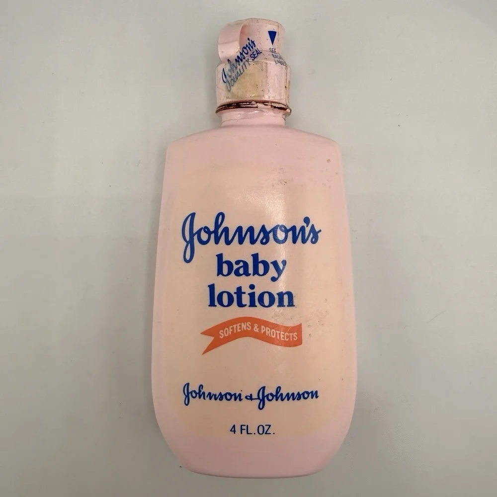 Johnson's Baby Lotion Pink 4oz Sealed‎ Vintage Made In USA